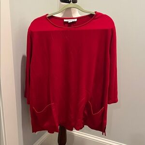 Carline Rose, 2x, Vibrant Red Relaxed Tunic with Subtle Pocket Detail